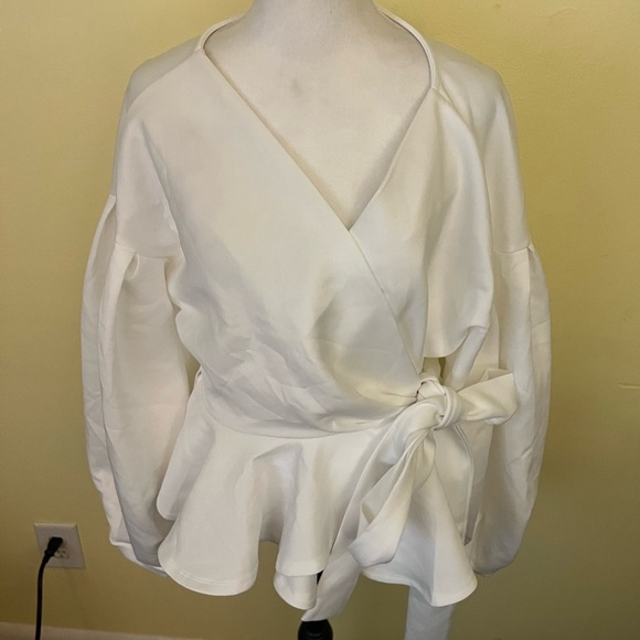 Elegant White Wrap Top Size Large - Picture 1 of 4